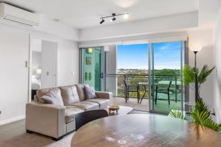 Feel The Sea Breeze: 1-Bed Alfresco Dining & Pool - 5