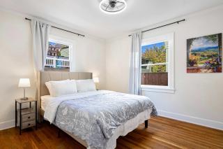 Charming and Spacious 3Beds3Bath Seattle Townhome - 2