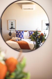 Oceanfront Studios - Hermanus Waterfront Apartments - 1