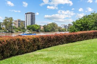 Family-Friendly Home in Vibrant West End - 5
