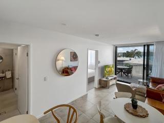 Joy at Ohana: Balcony & Pool Overlooking the Bay - 1