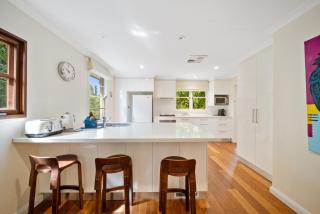 Comfortable 3-Bed Haven Near Canberra Attractions - 4