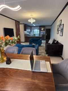 Candymore Luxury Fourways - 0