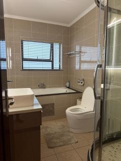 Candymore Luxury Fourways - 3