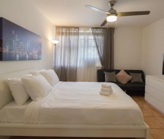 713 Miami Beach Apartments - 4