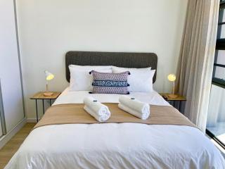 Dolphinbeach Escape - 6