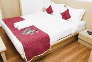 Hotel RIVERA Rajkot - 5