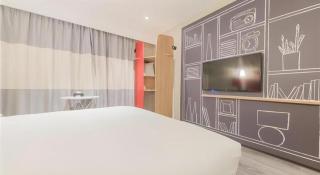 ibis Chengdu East Railway Station Hotel - 9