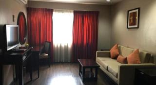 Baguio Burnham Suites Hotel - 7