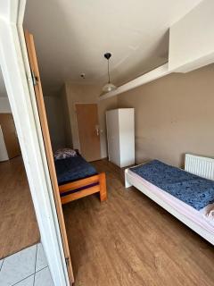 BJM Monteur Apartment - für 11 Personen, Frankfurt-Rödelheim - 8