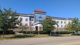 Comfort Suites Troy-I75 - 9