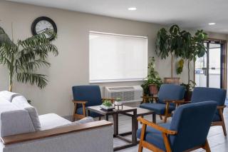 Travelodge by Wyndham Fargo - 7