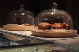 Maxwell Reserve Singapore, Autograph Collection - 5