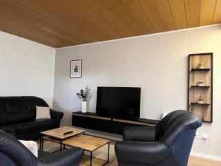 Terrassenwohnung in ruhiger Lage -3 Zimmer A96 nähe - 1