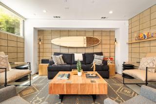 Hip Venice 5BR 4BA Home w Rooftop and Steps to the Beach - 3