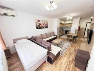 RIVER VIEW Apartments - 6