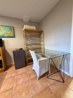 A 5 min de IFEMA, 10 del aeropuerto, Una o dos camas dobles con baño privado, entrada independiente - 8