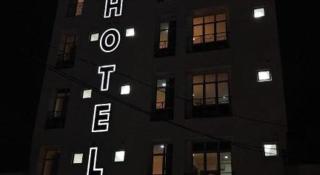 Weiss Hotels Kepong Baru - 9