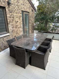 Stylish 3-Bed Newport Stay with Balcony - 9