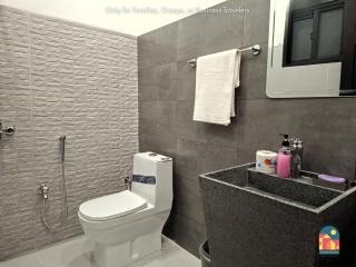 Luxury 4BR Fully Furnished Pine Villa - 3