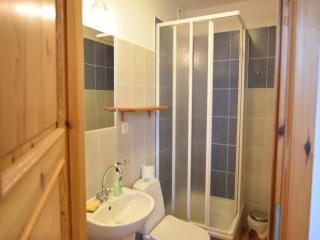 Cottage in a quiet location by the lake Mausz, Parchowo in Kashubia - 3