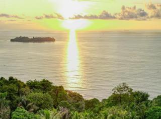 Air Manis Hillside Villa Cafe & Resto - 4