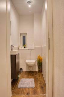 Krumpes Quarters - 8