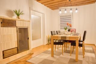 Krumpes Quarters - 1