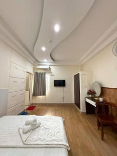 Thiên Hà Hotel - 5