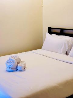 Sukhum Charoen Krung Tak-Sin bridge guest house - Bangkok - 3