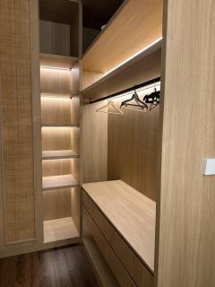 Eirene's Lakeside Villa - 3