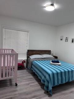 Modern Home - Family Fun Hub - Getaway - Billiards By Zen Living Short Term Rental - 3