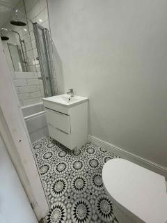 Simple & Peaceful Space - 1