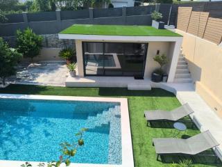 Apartment RUJAN with private heated pool - Kučine - 0