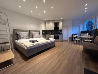 LivingLike-4P-central-modern-private-parking - 3