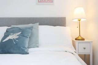 Luxury Living, Central Spot - 3