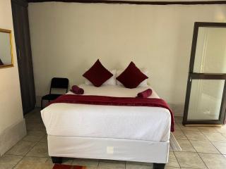 Matrogwane BnB and Hall - 8