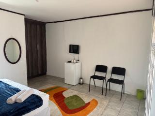 Matrogwane BnB and Hall - 4