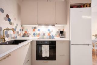 Arctic Circle Base: 1BR, Sauna, Parking - 9