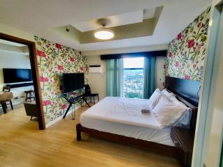 1bedroom suite 50th floor with balcony and bathtub at Horizons 101 tower 1 - 8