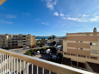 Reflet de Thau, vue étang et proche Thermes - 1