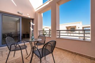 Porto Galini Seaside Resort & Spa - 4