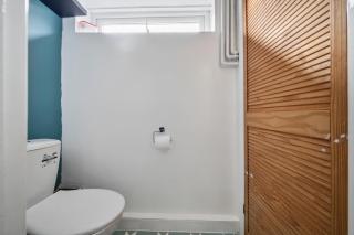 Modern Bletchley home with stylish decor - 9