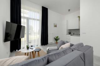 Nowoczesne Apartamenty Typu Studio z Parkingiem by Noclegi Renters - 4