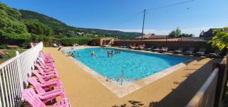ZEcamping 3 étoiles bien-être - piscine - soirées animées - 0