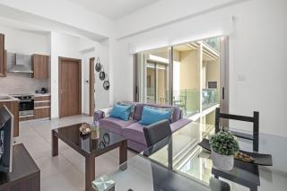 Downtown 1 Bedroom City Apartment - 0