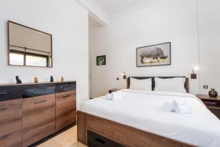 Charming Flat with AC Fast Wifi Secure Residence - 3