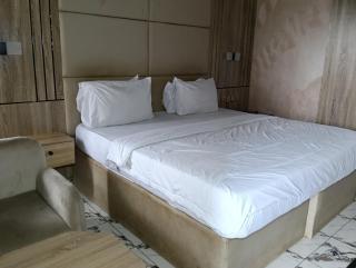 Empayer Hotel & Suites - 5