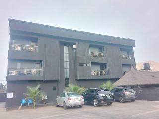 Empayer Hotel & Suites - 2