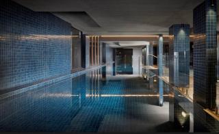 Midnight Luxe 2BR 2Bath 508 L5 in the heart of Braddon Pool Sauna Gym 1 Secure Parking Space Wifi Wine - 3